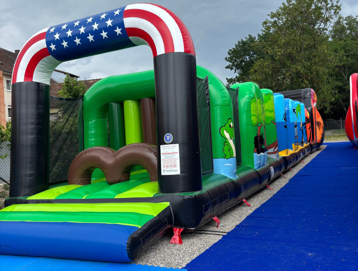 Grand parcours gonflable Florida avec obstacles pour enfants