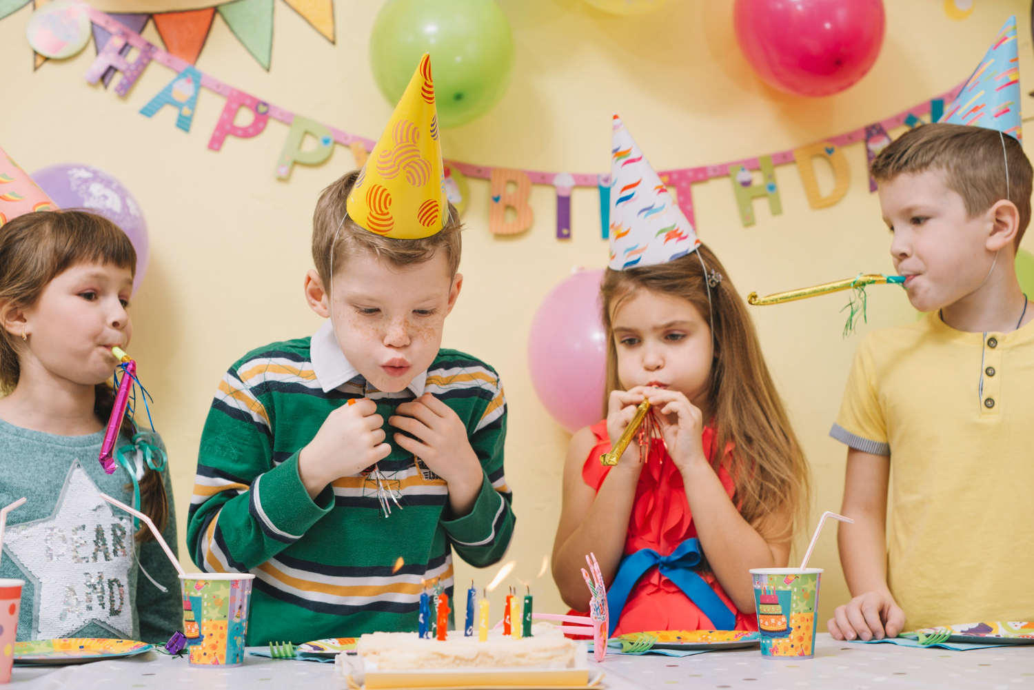 Aniversaire d'un enfant un intérieur